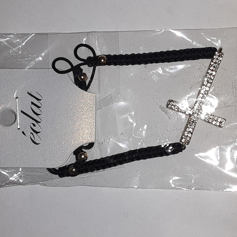 Nwt eclat cross bracelet